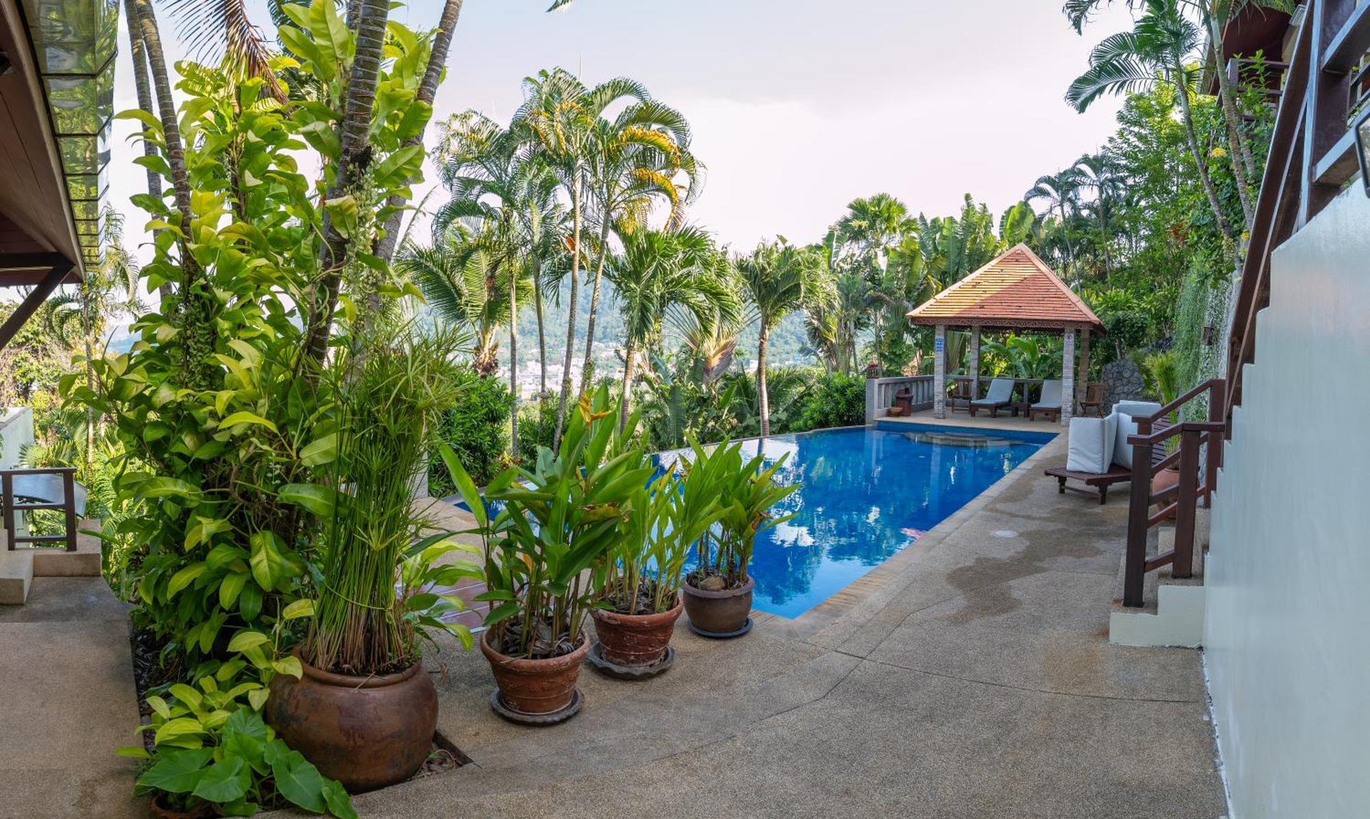 Baiyok Villa Seaview And Edge Pool Patong Exterior photo